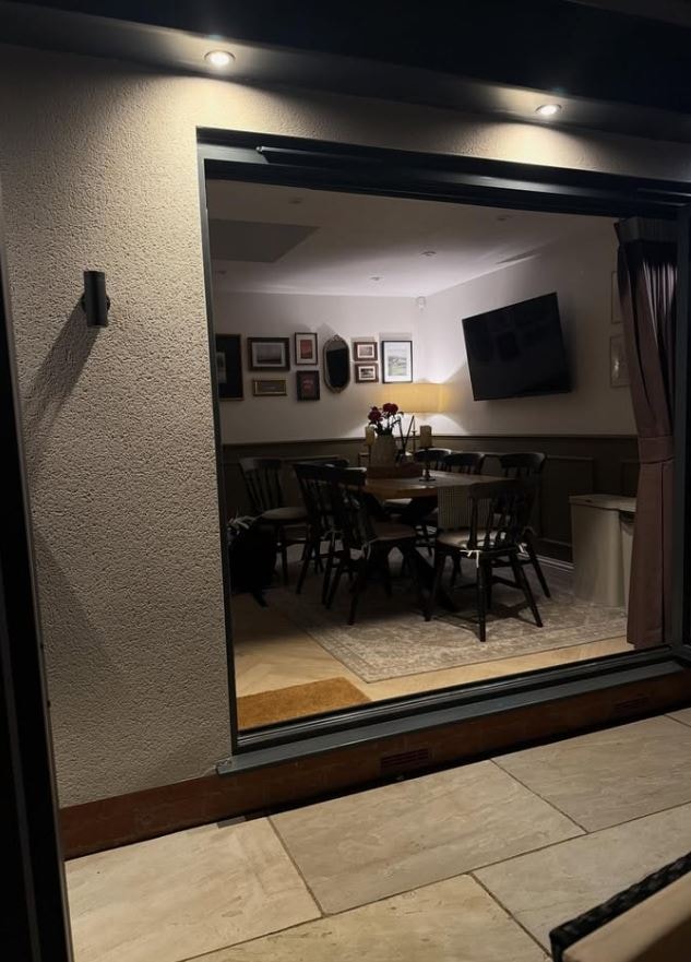 Outdoor & Extension Lighting